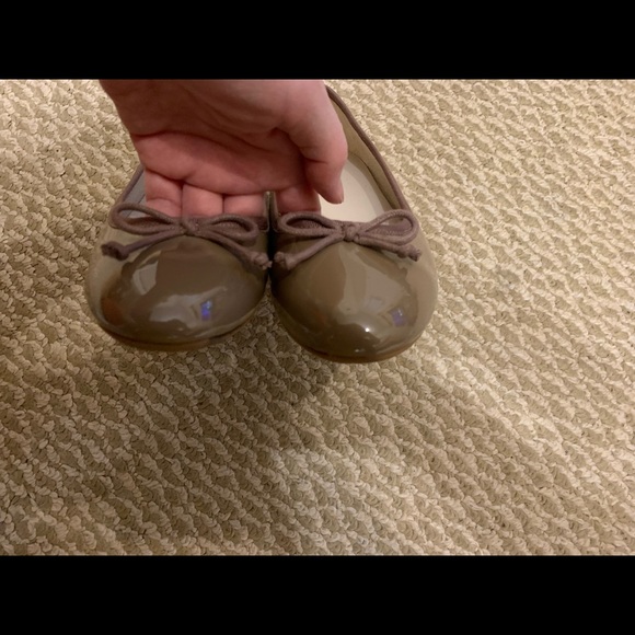 Khaki butterfly ballet flats - Picture 9 of 16